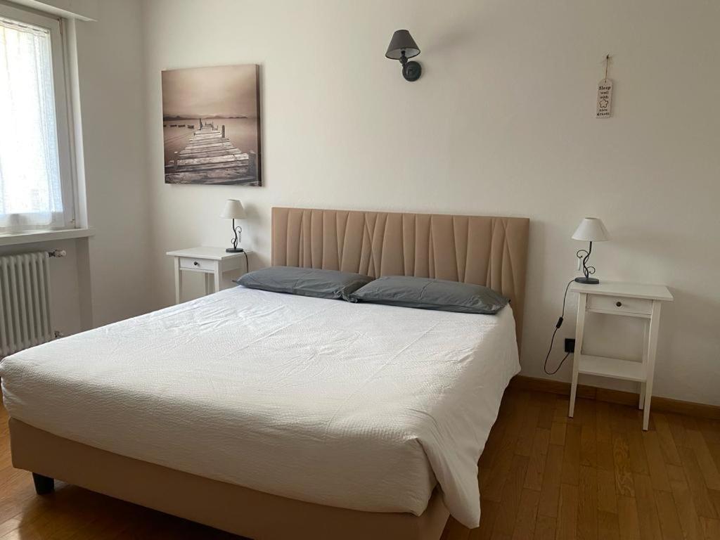 Bed And Breakfast Anna Isera ภายนอก รูปภาพ